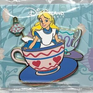 Disney DLP 2024 Alice in Wonderland Teacups LE 700 Pin